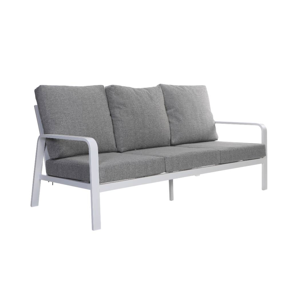 Outdoor Lounges