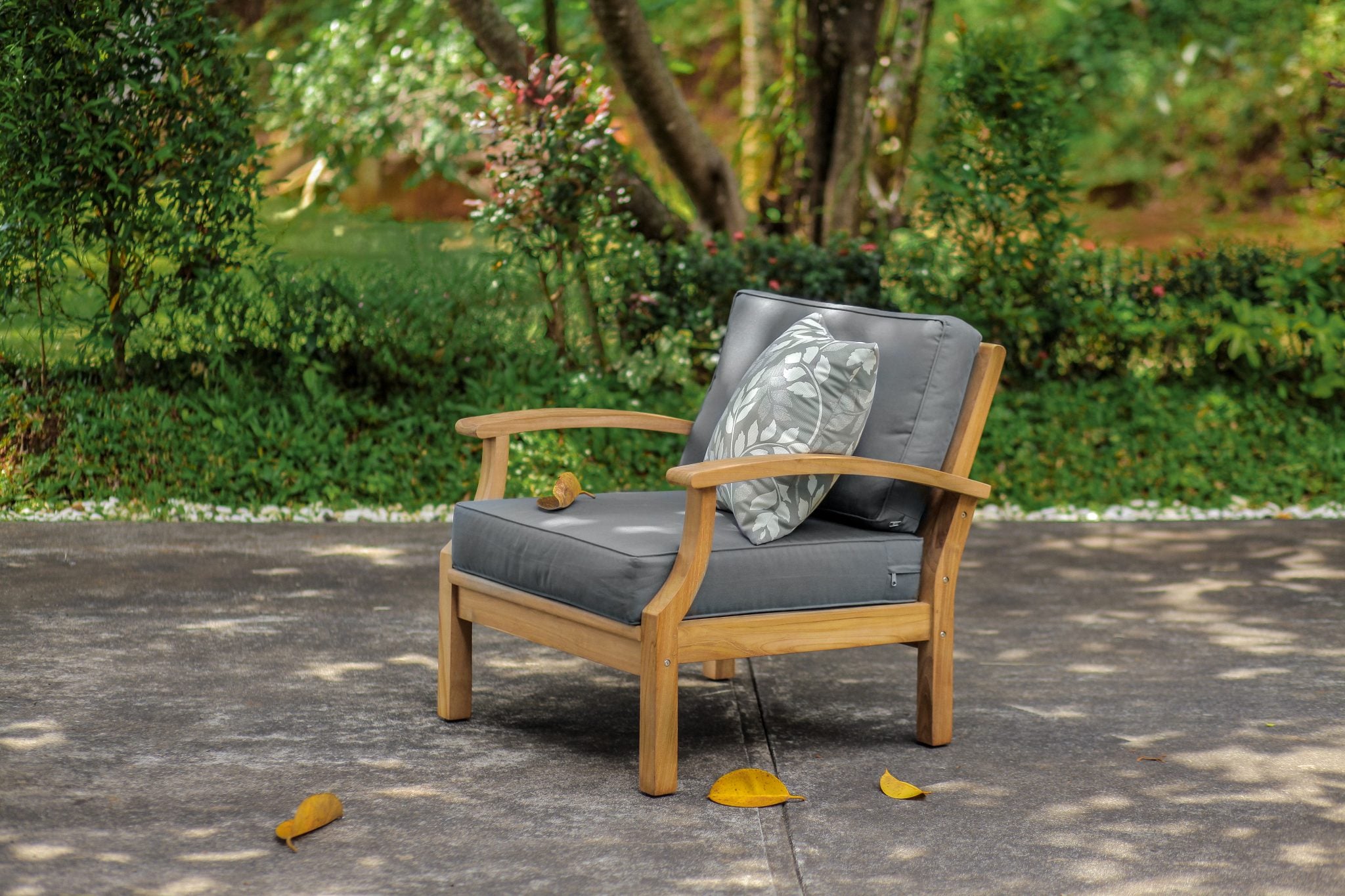 Lombok 1 Seater Lounge image 4
