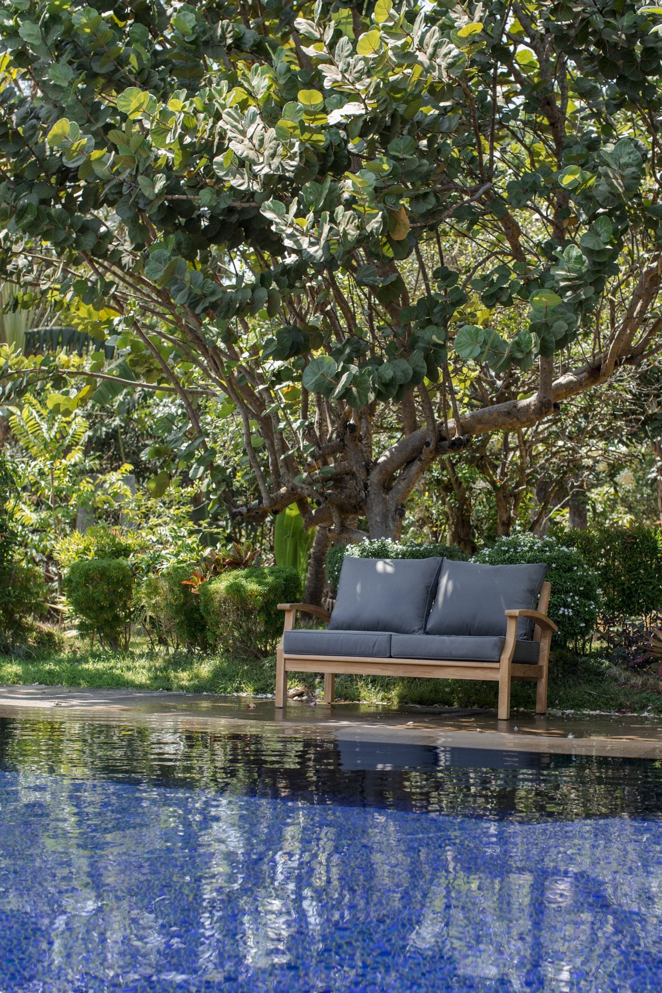 Lombok 2 Seater Lounge image 8