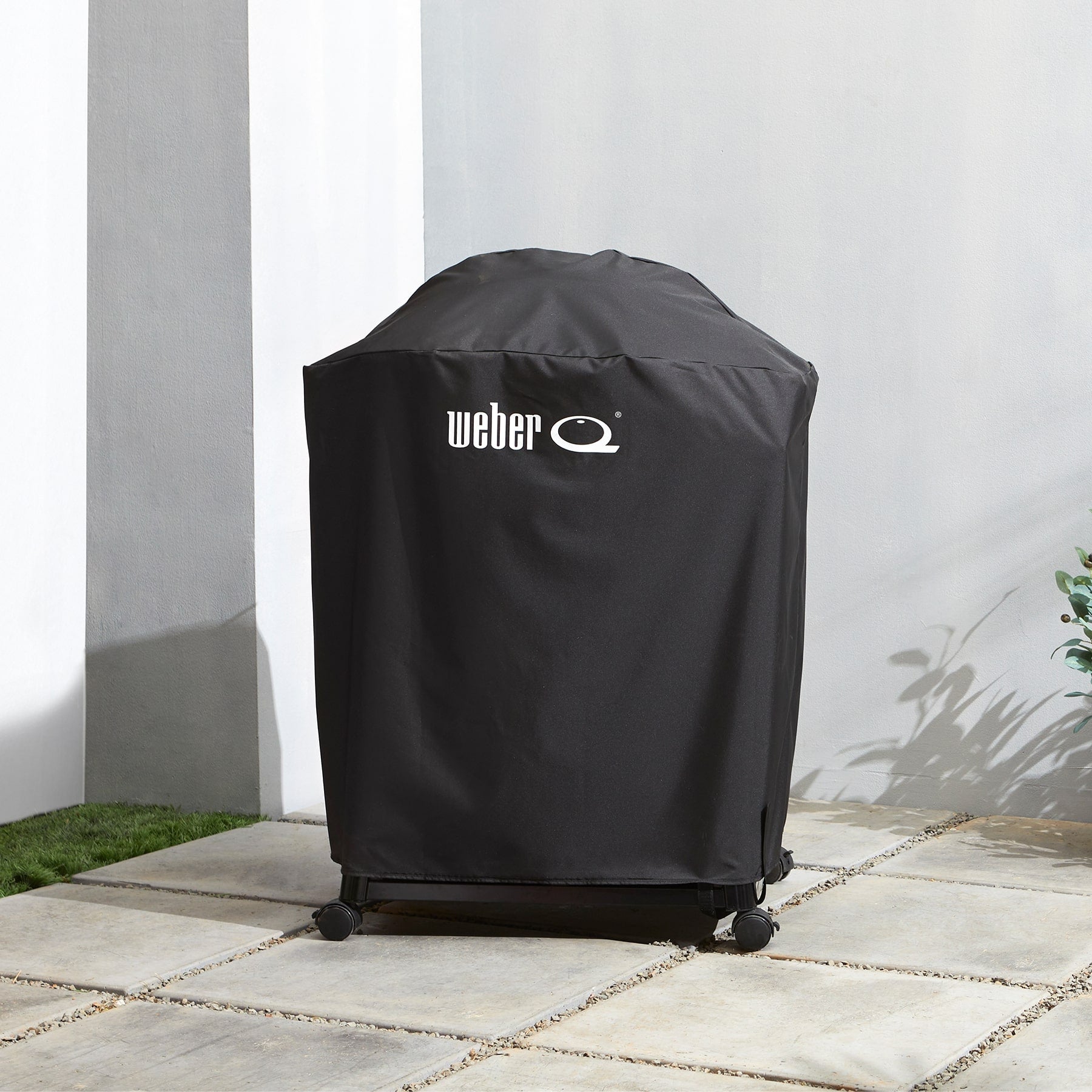 Weber Q Premium barbecue and cart cover 1000N, 2000N Series image 4