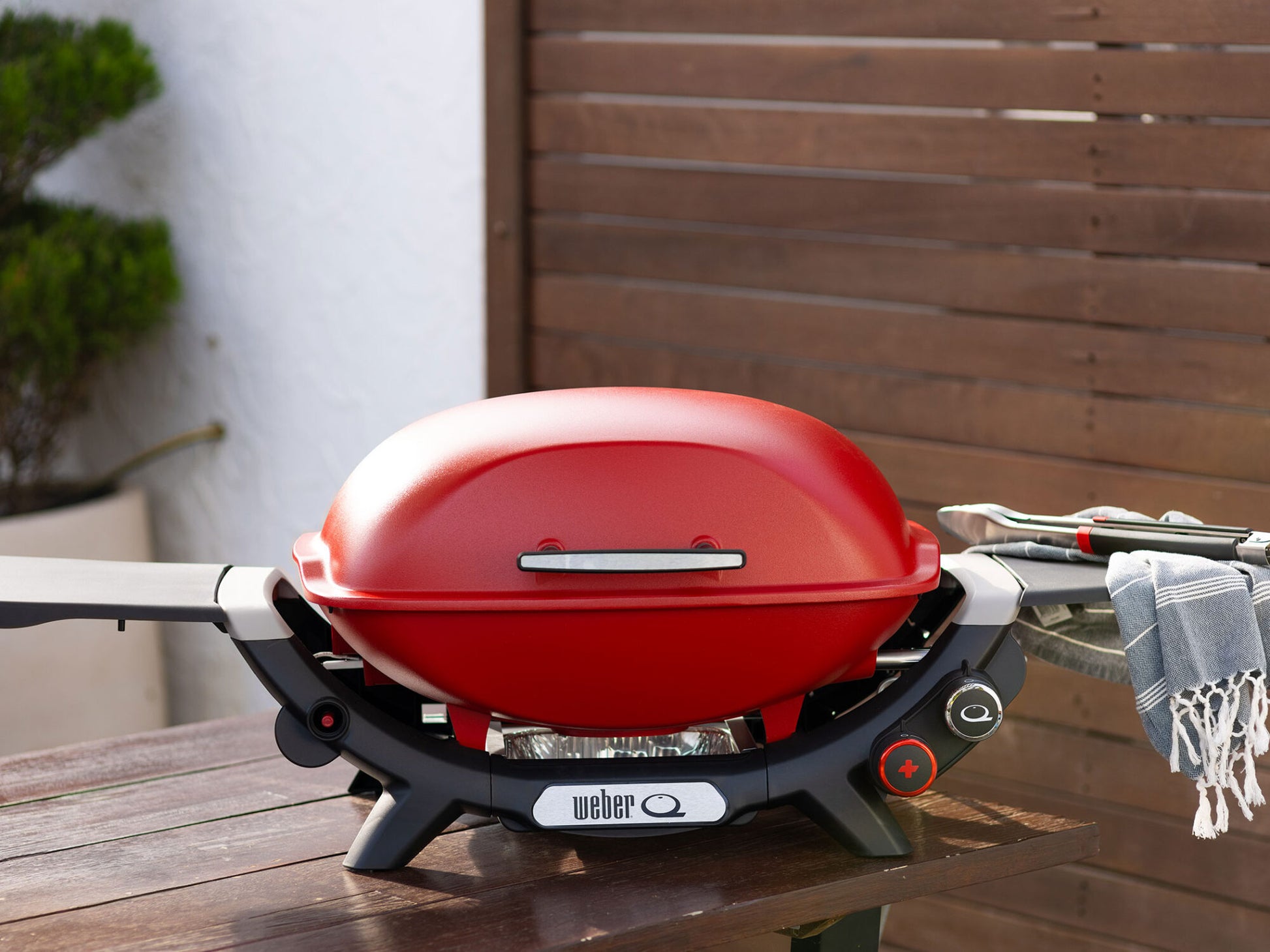 Q Q2600N+ Flame Red LPG image 4