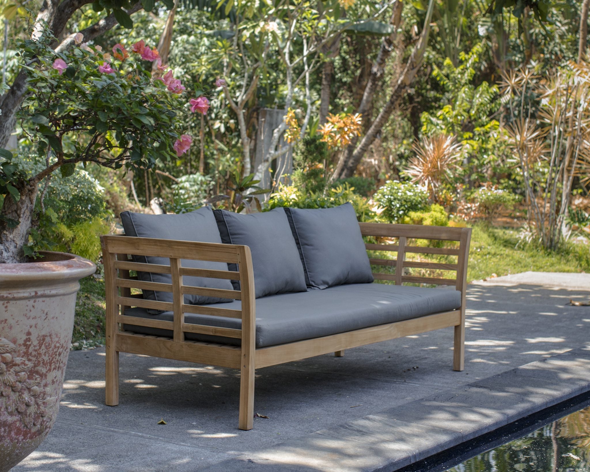 Teak Day Bed - 233 x 87 x 85 image 3