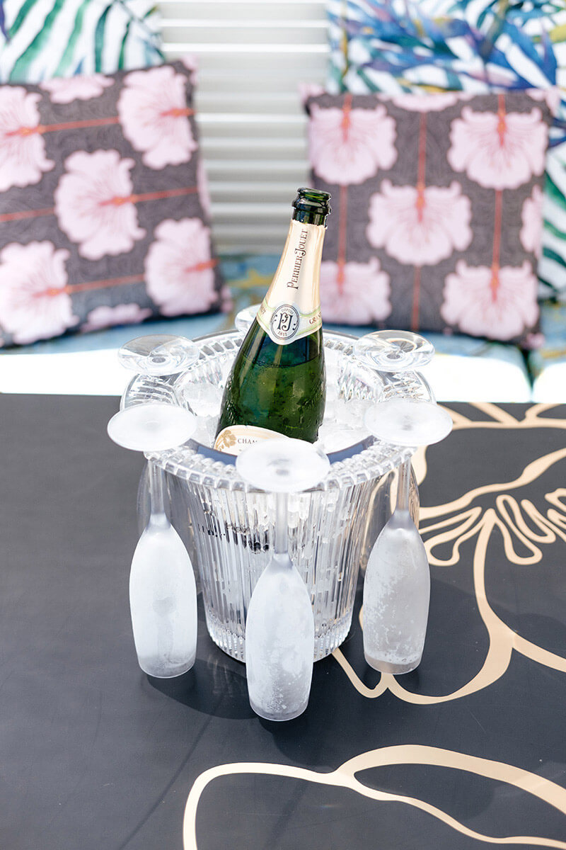 Unbreakable Champagne Kit image 3